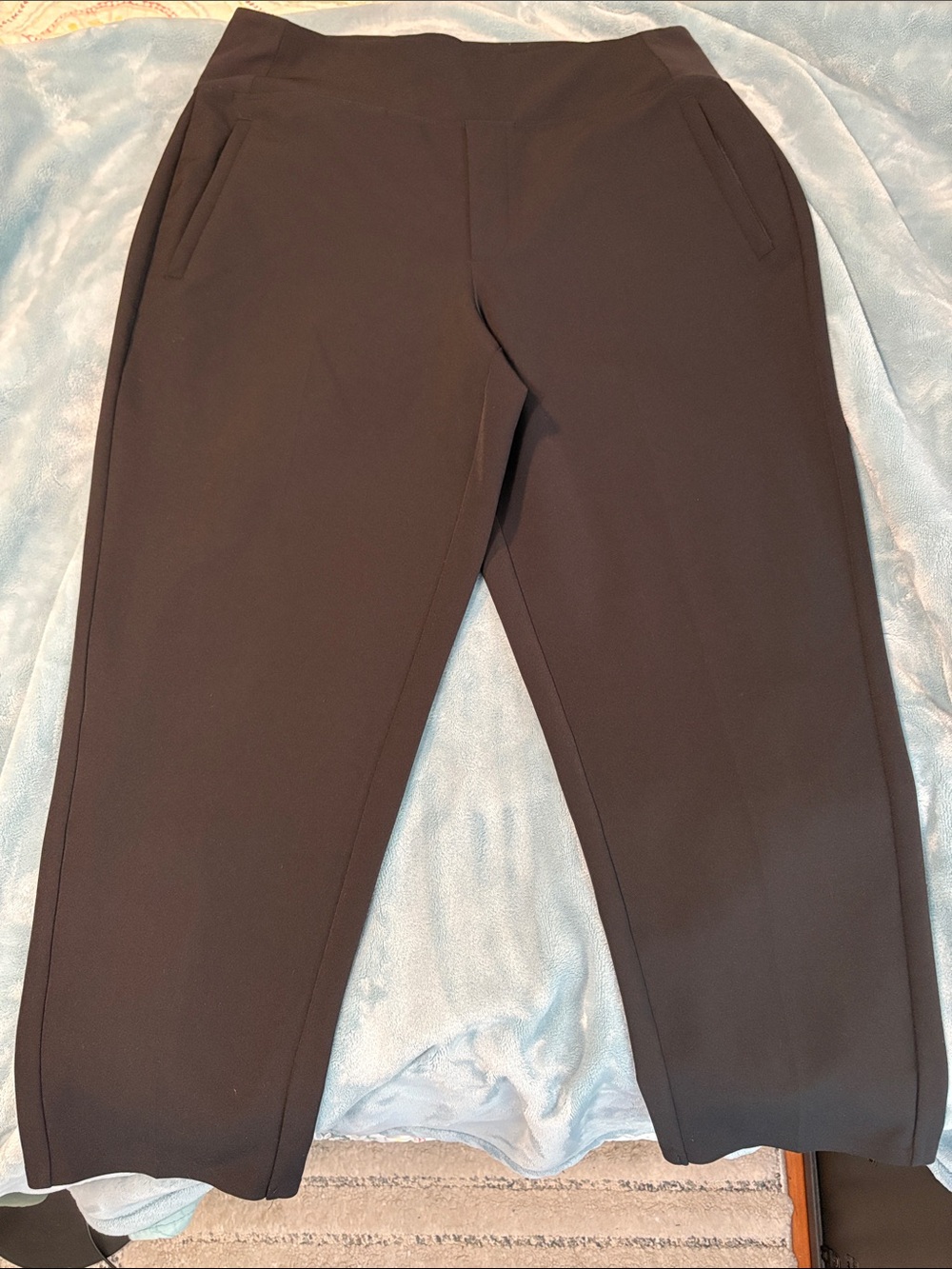 Athleta Endless High Rise Pant Black size 12 Work Travel Tapered Pants